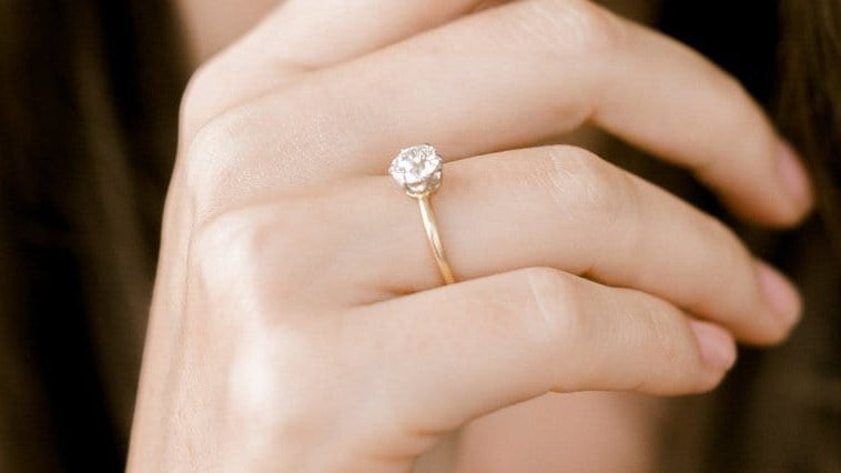 Best Engagement Ring for small hands
