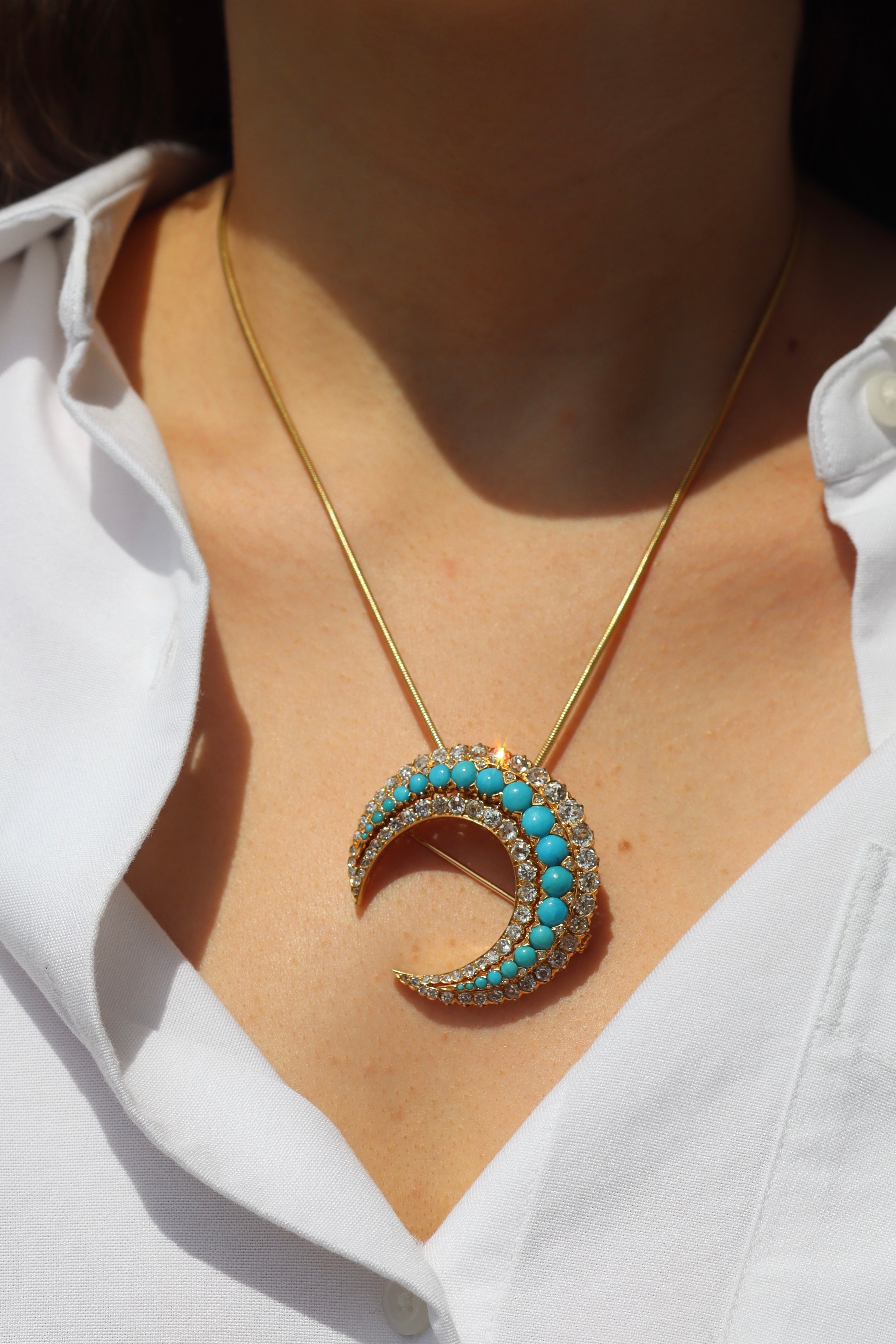 5+ Carats gemstones vintage engagement ring