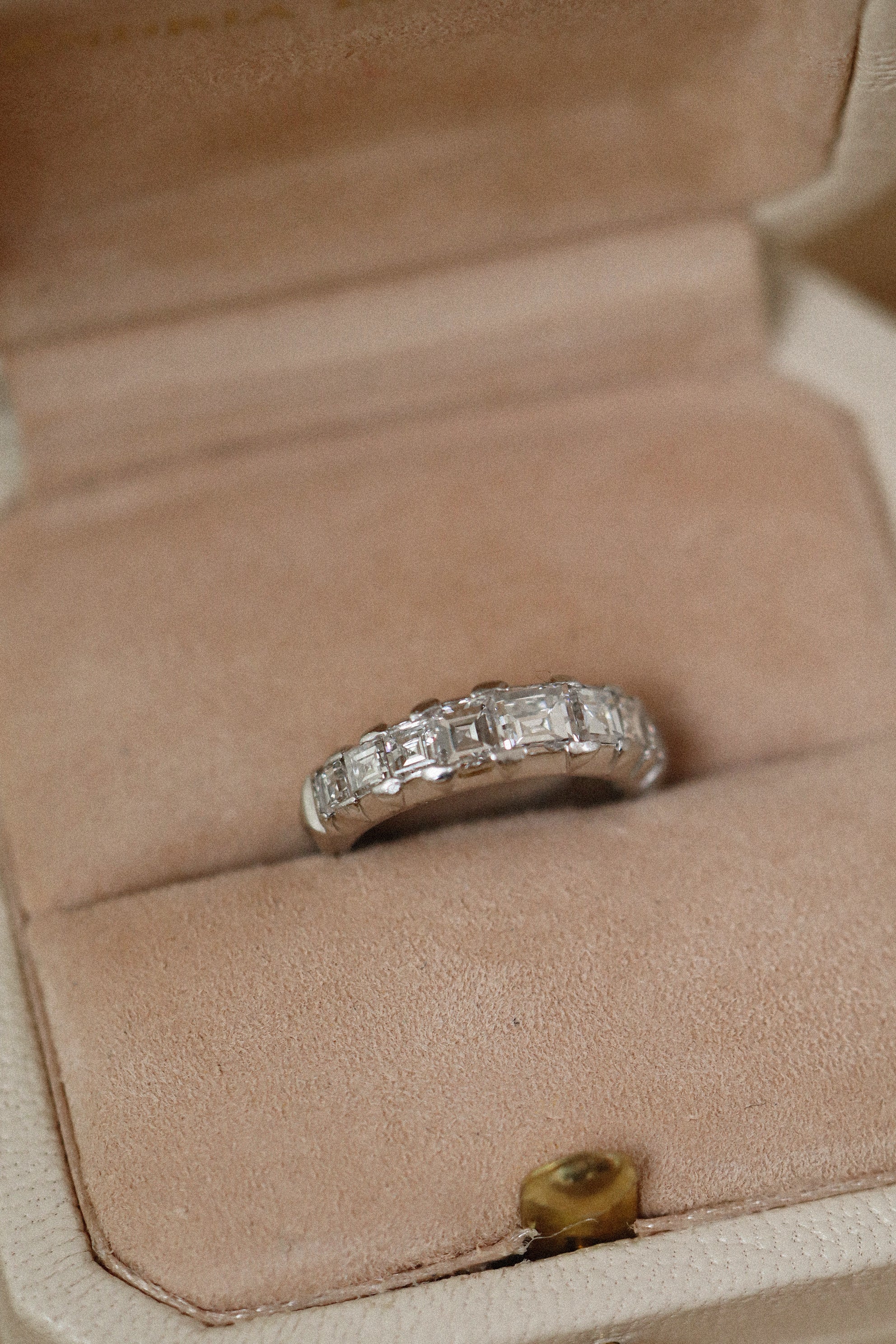 VINTAGE diamond engagement ring