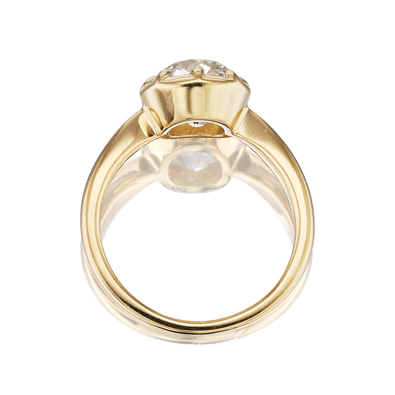j-k-l color, si-i clarity diamond in yellow gold setting
