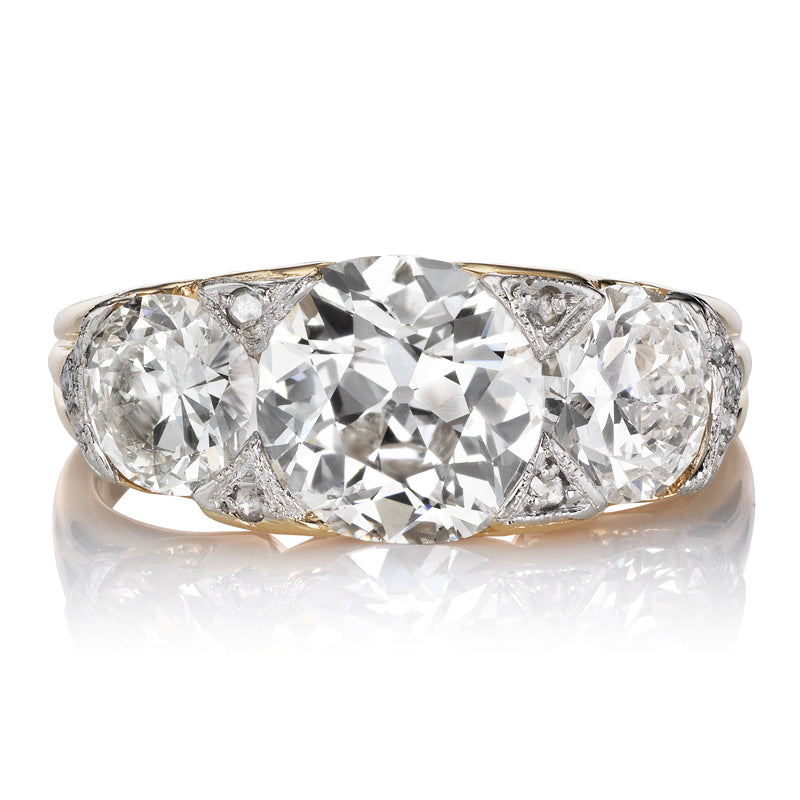 Bright Three-Stone Platinum-Topped Ring in 18kt Yellow Gold