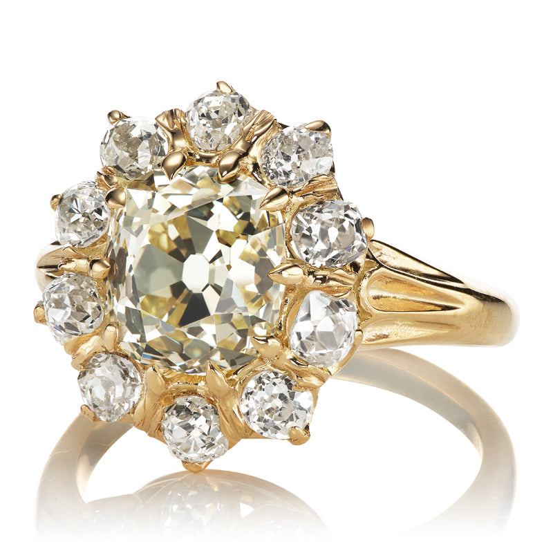 2-3 Carats vintage engagement ring