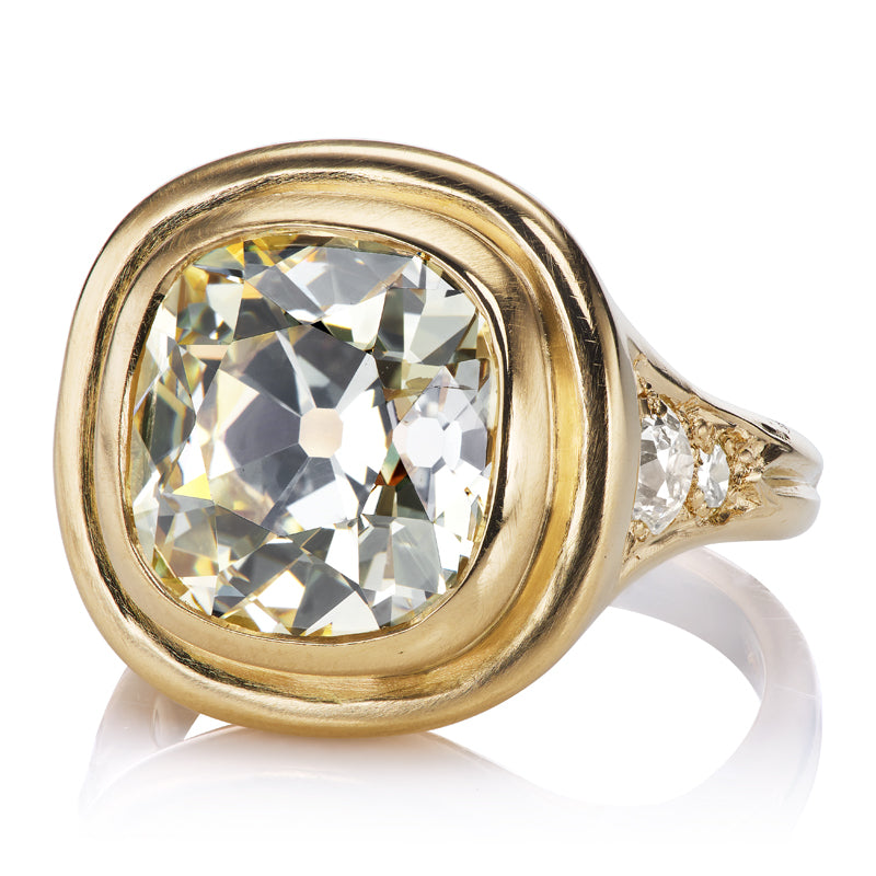 AB MADE diamond engagement ring