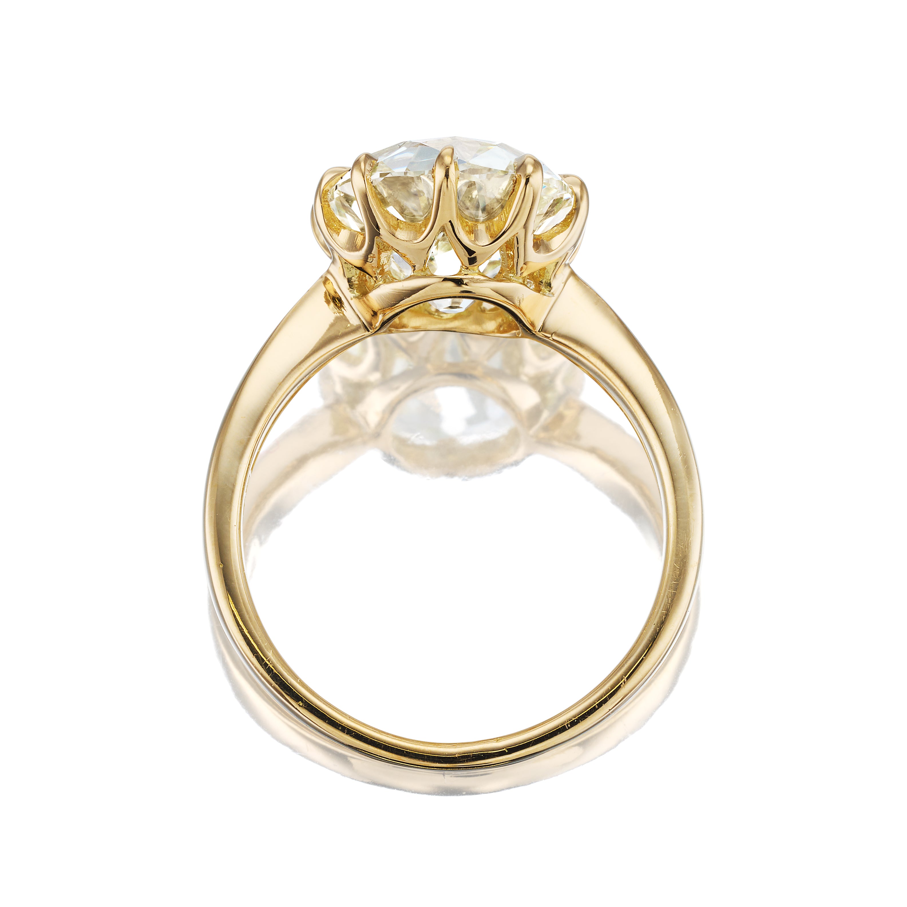 4-5 Carats vintage engagement ring