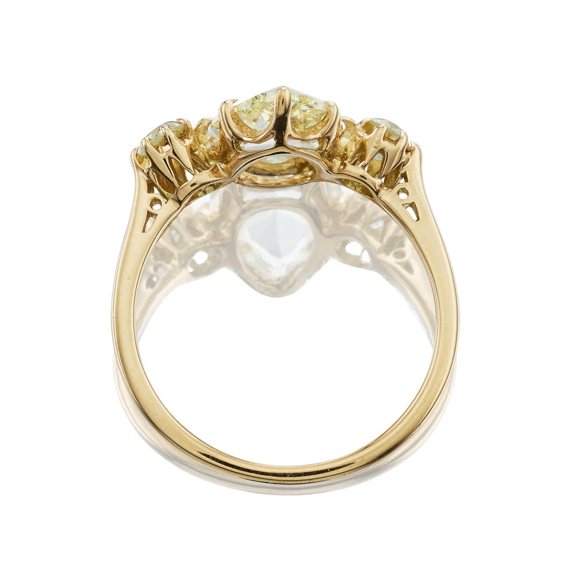 2-3 Carats vintage engagement ring