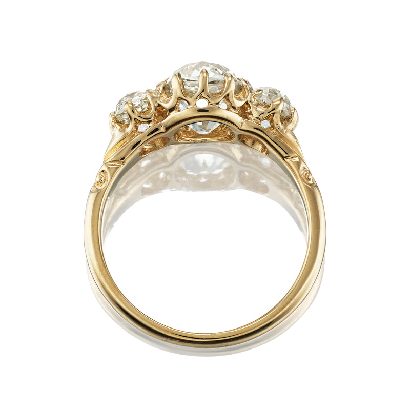 2-3 Carats vintage engagement ring