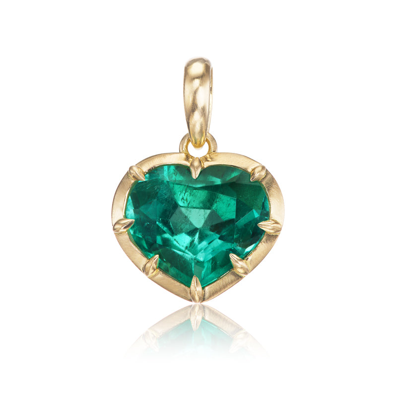 4 Carat Heart Shape Emerald in 18kt Yellow Gold Pendant