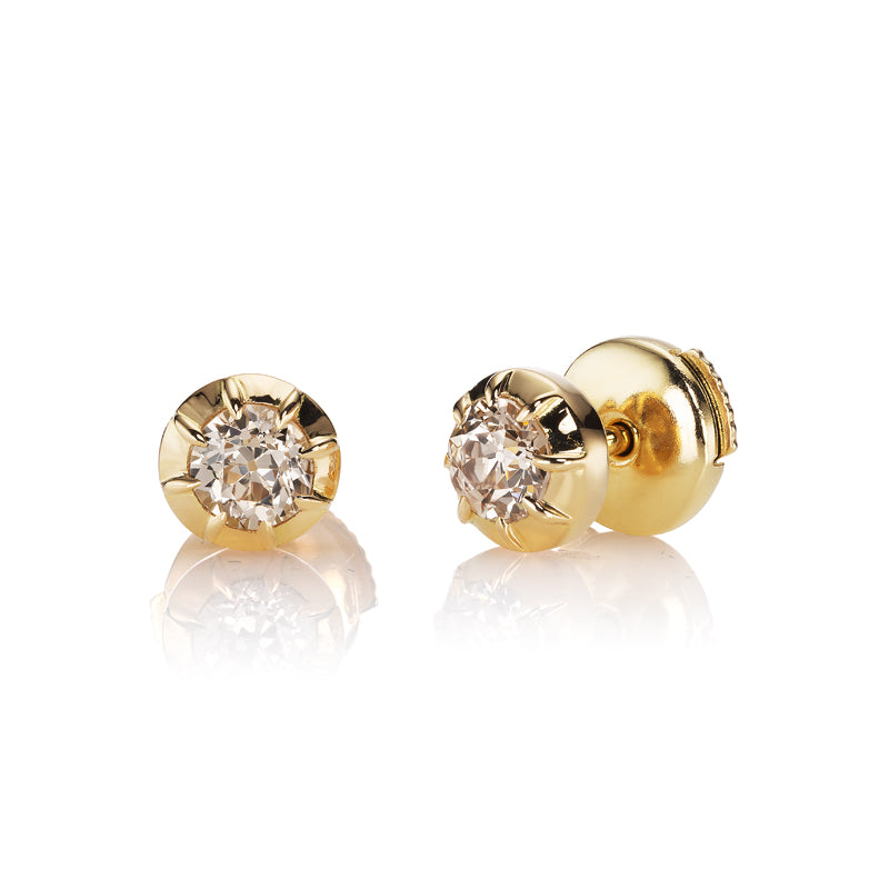 Collet Set 18kt Gold Champagne Diamond Studs