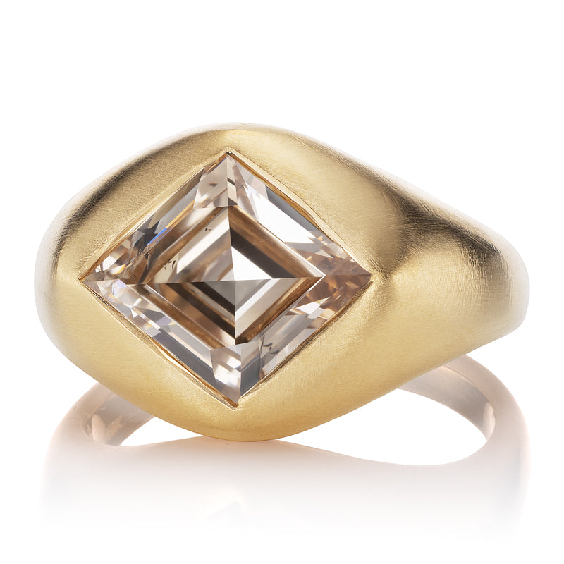 2-3 Carats vintage engagement ring