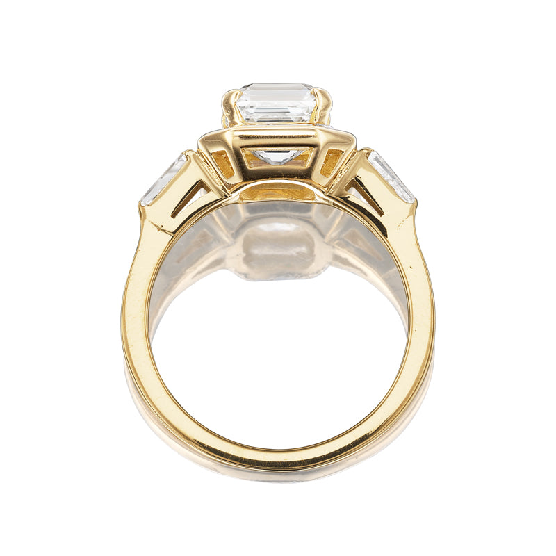 j-k-l color, vs clarity diamond rings in yellow gold setting