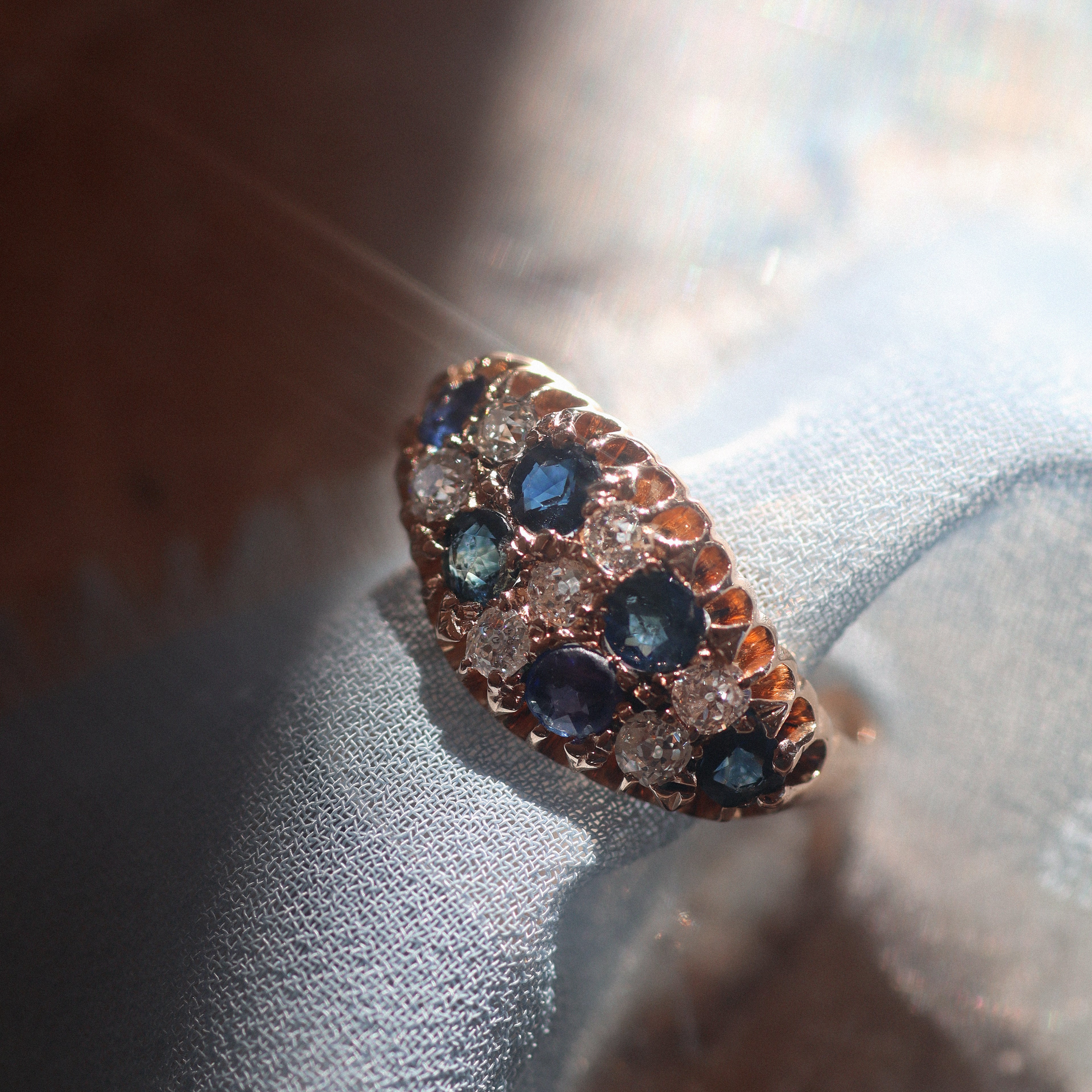 ANTIQUE diamond engagement ring with gemstone