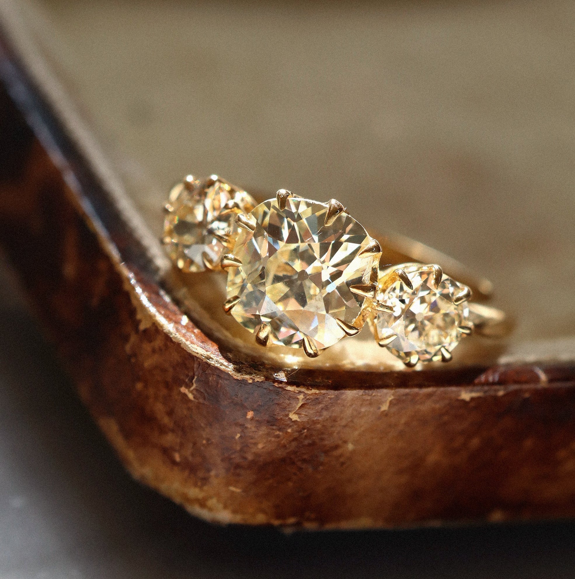AB MADE diamond engagement ring