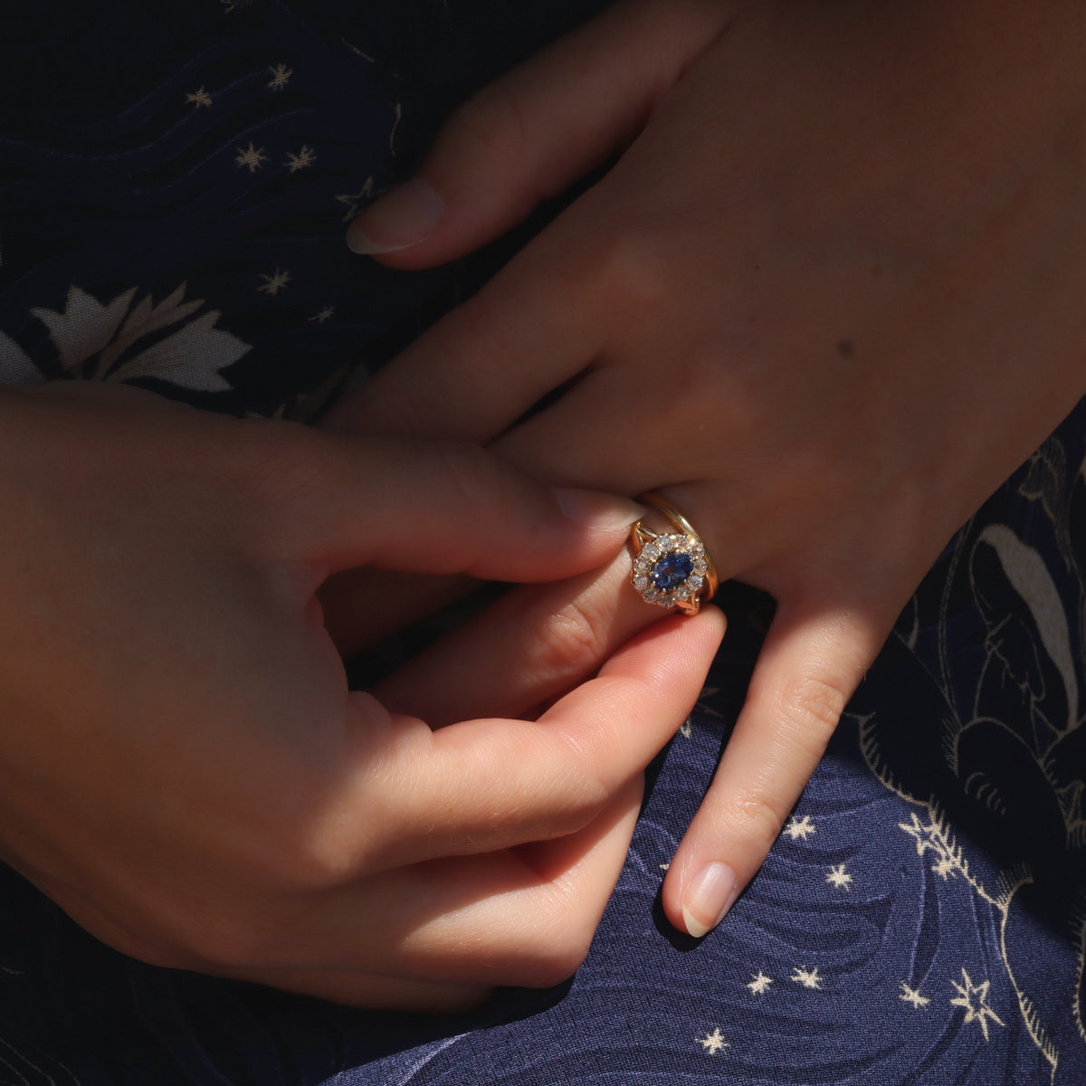 ANTIQUE diamond engagement ring with gemstone