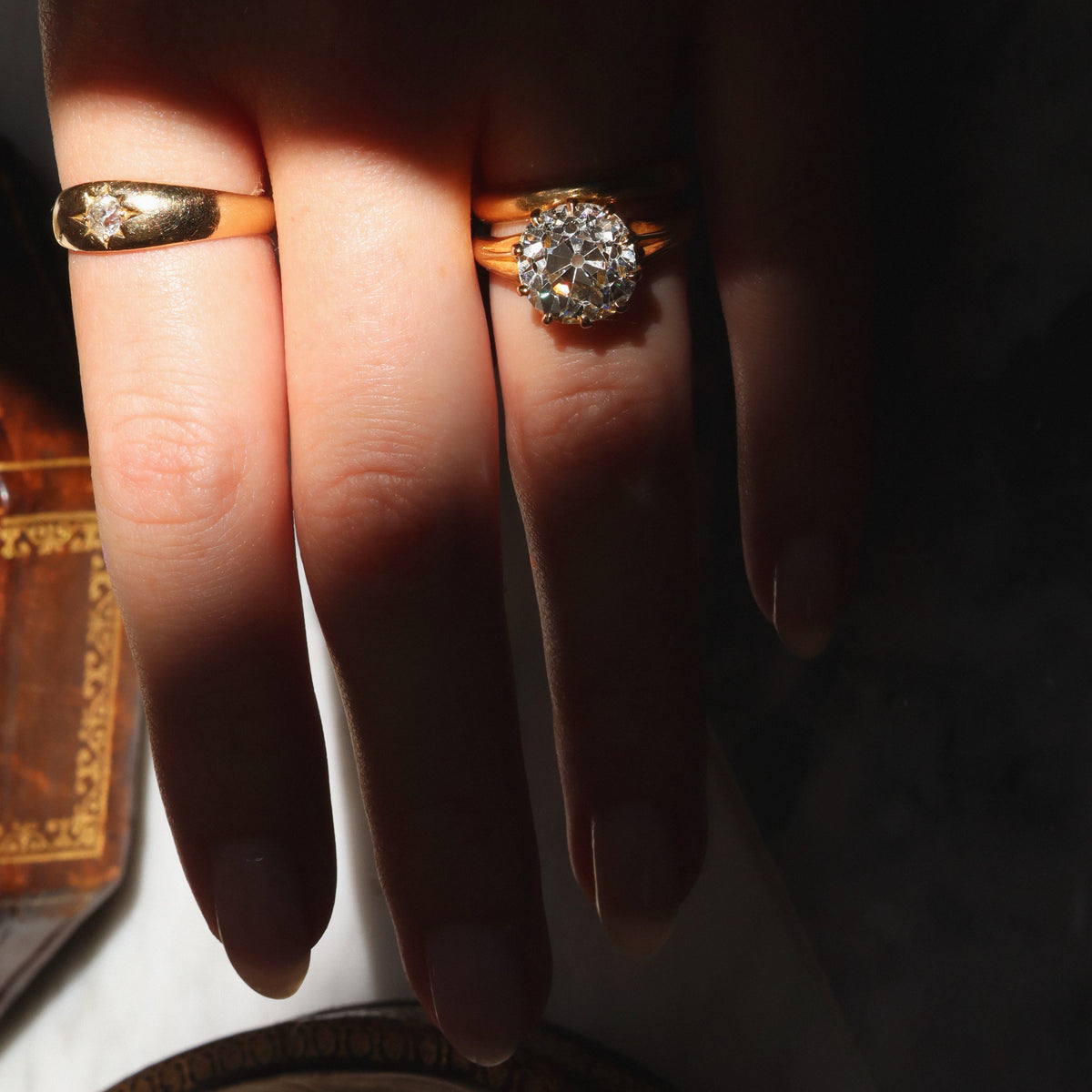 ANTIQUE diamond engagement ring