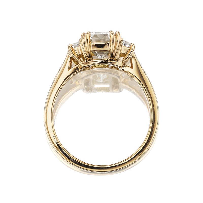 2-3 Carats vintage engagement ring