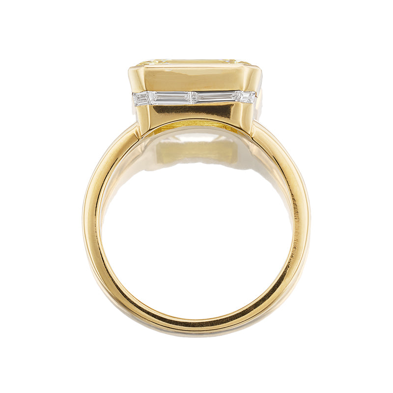 M-Z color SI-I clarity diamond Engagement Rings