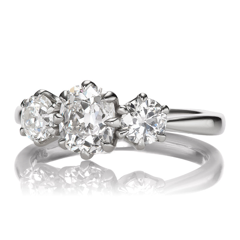 1-2 Carats vintage engagement ring
