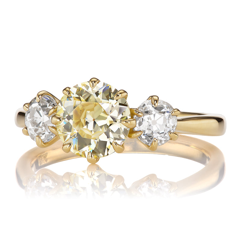 1-2 Carats vintage engagement ring