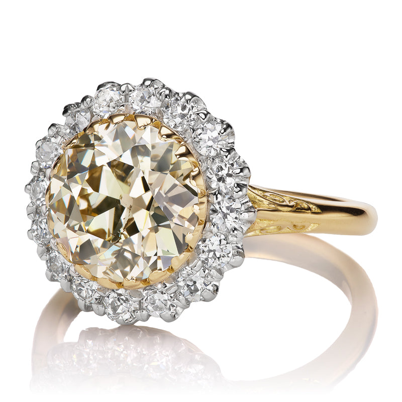 2-3 Carats vintage engagement ring
