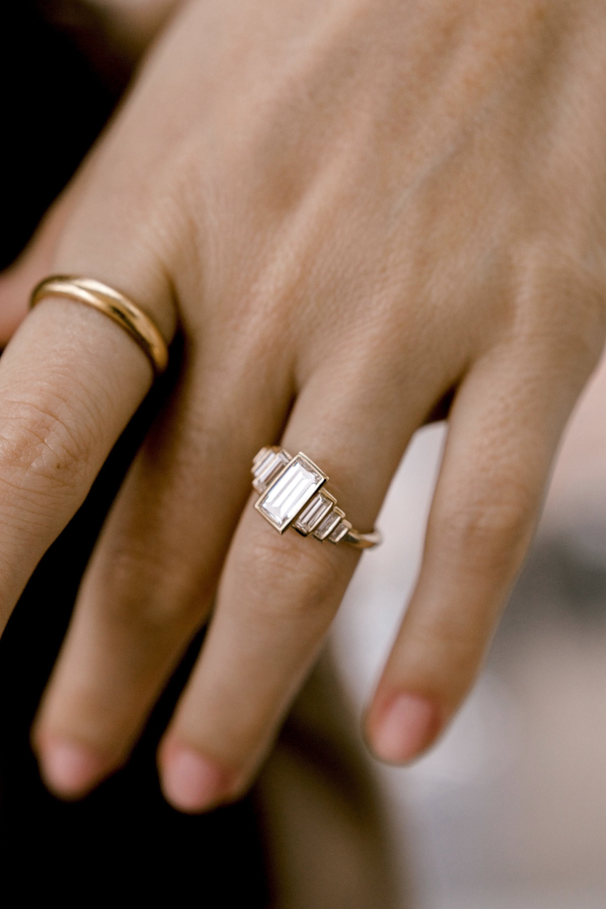 1.02ct baguette diamond