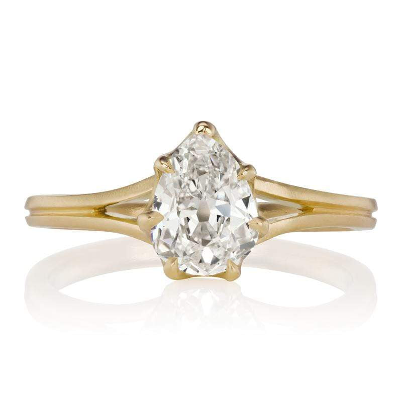 1 Carat Pear Diamond Engagement Ring