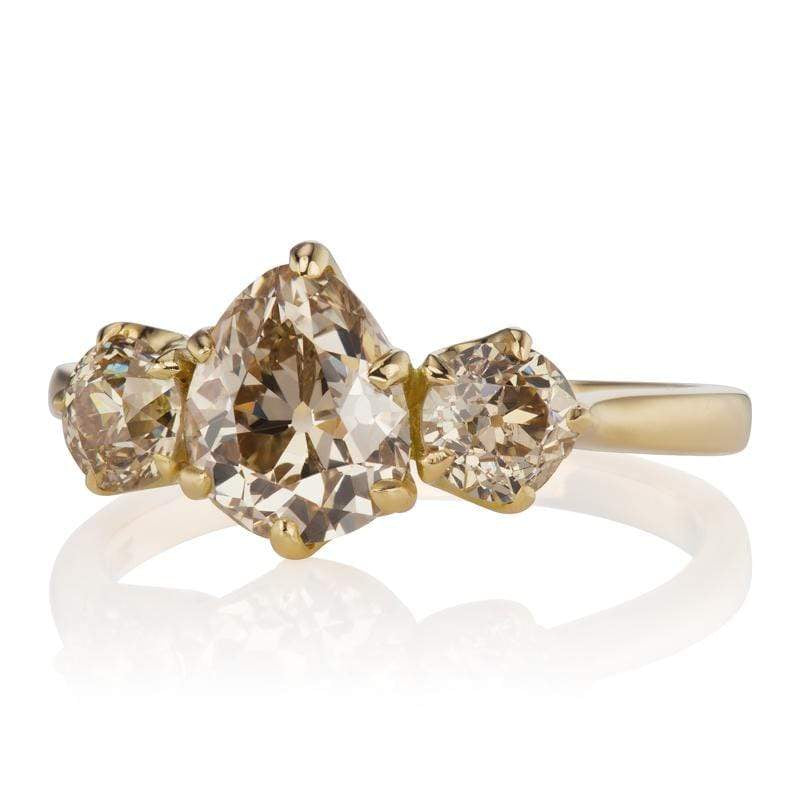 1.41ct Pear cut diamond diamond engagement ring