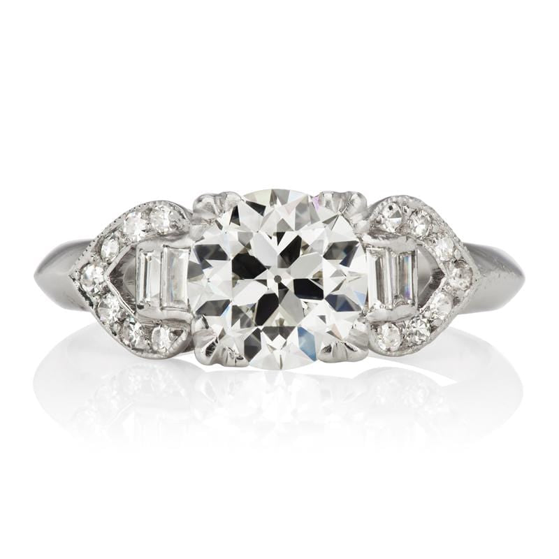 Vintage Engagement Ring With Heart Shaped Shoulders