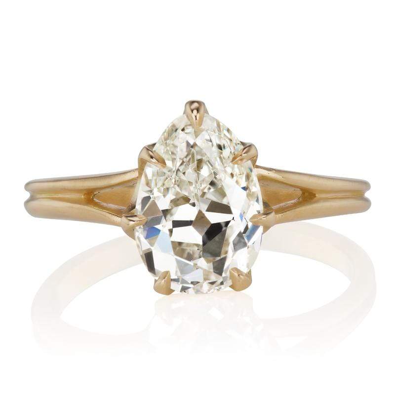 2 Carat Pear Cut Diamond Engagement Ring Yellow Gold