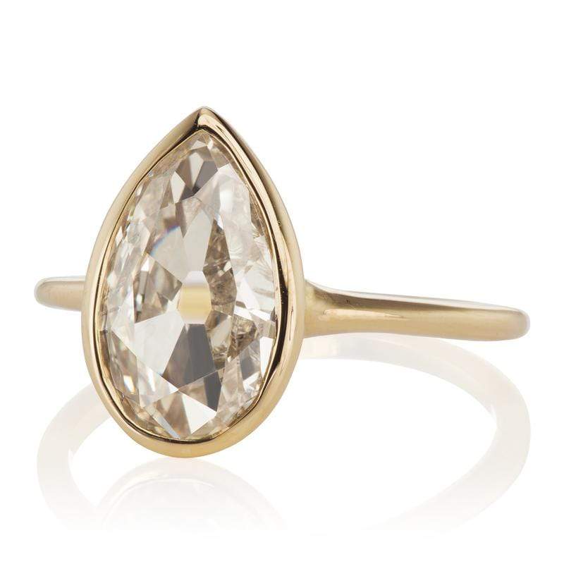 2.13ct Pear cut diamond diamond engagement ring