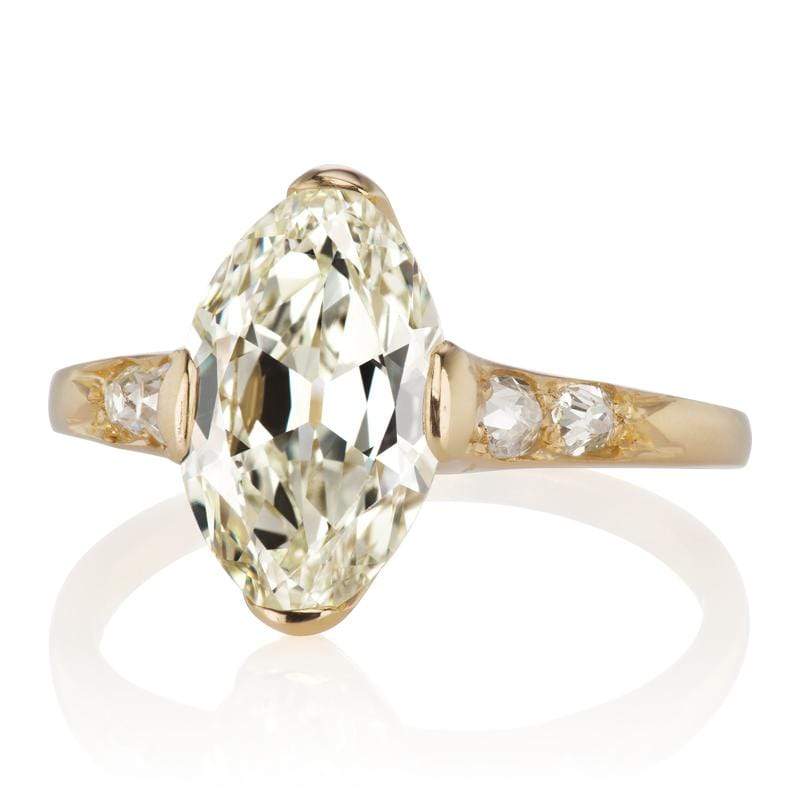 2.21ct Marquise cut diamond diamond engagement ring