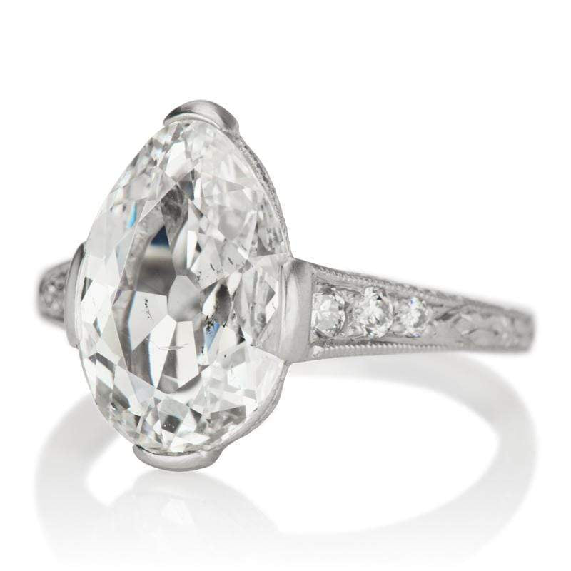 2.38ct Pear cut diamond diamond engagement ring