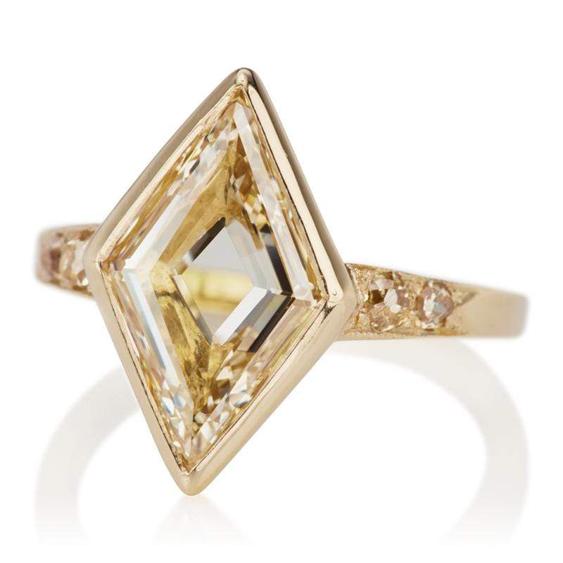 2.75ct Lozenge diamond diamond