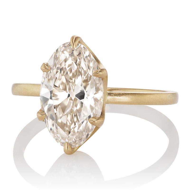 3.04 moval cut diamond