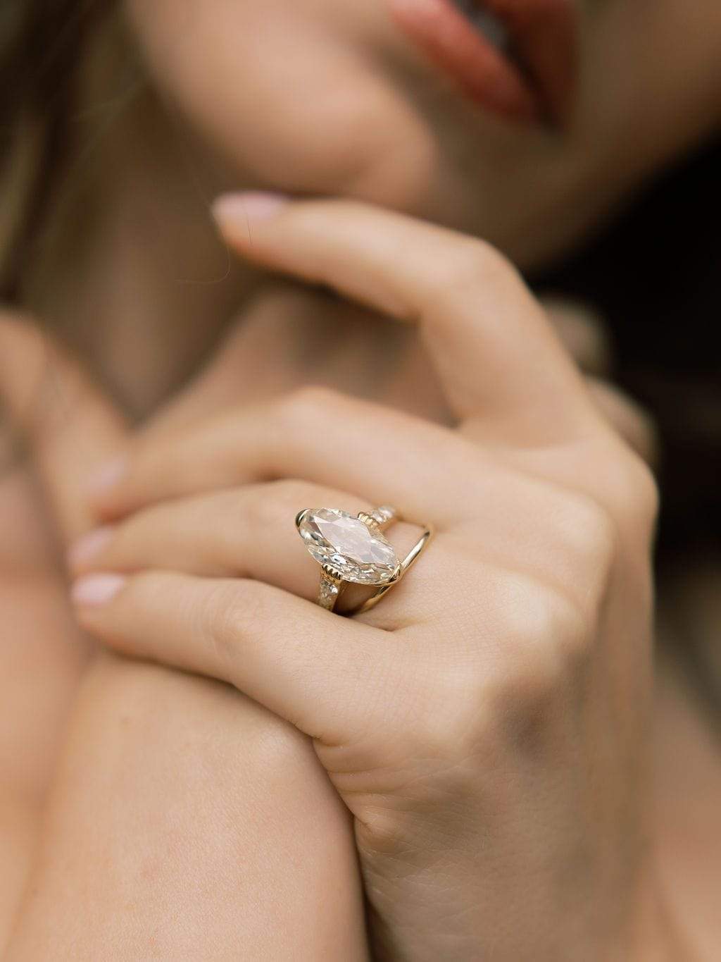 5-02ct-oval-cut-diamond-12500409745491