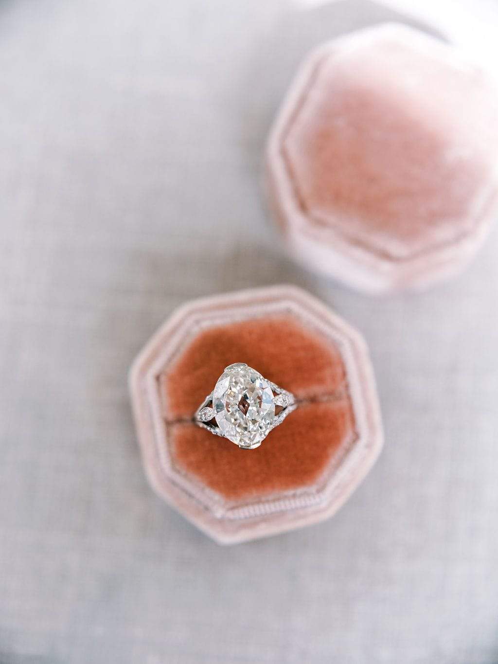 5.18ct Oval cut diamond Ring