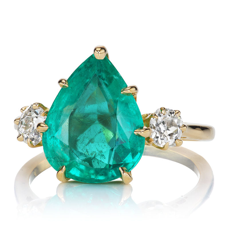4.10ct Pear Cut Emerald diamond engagement ring with gemstone