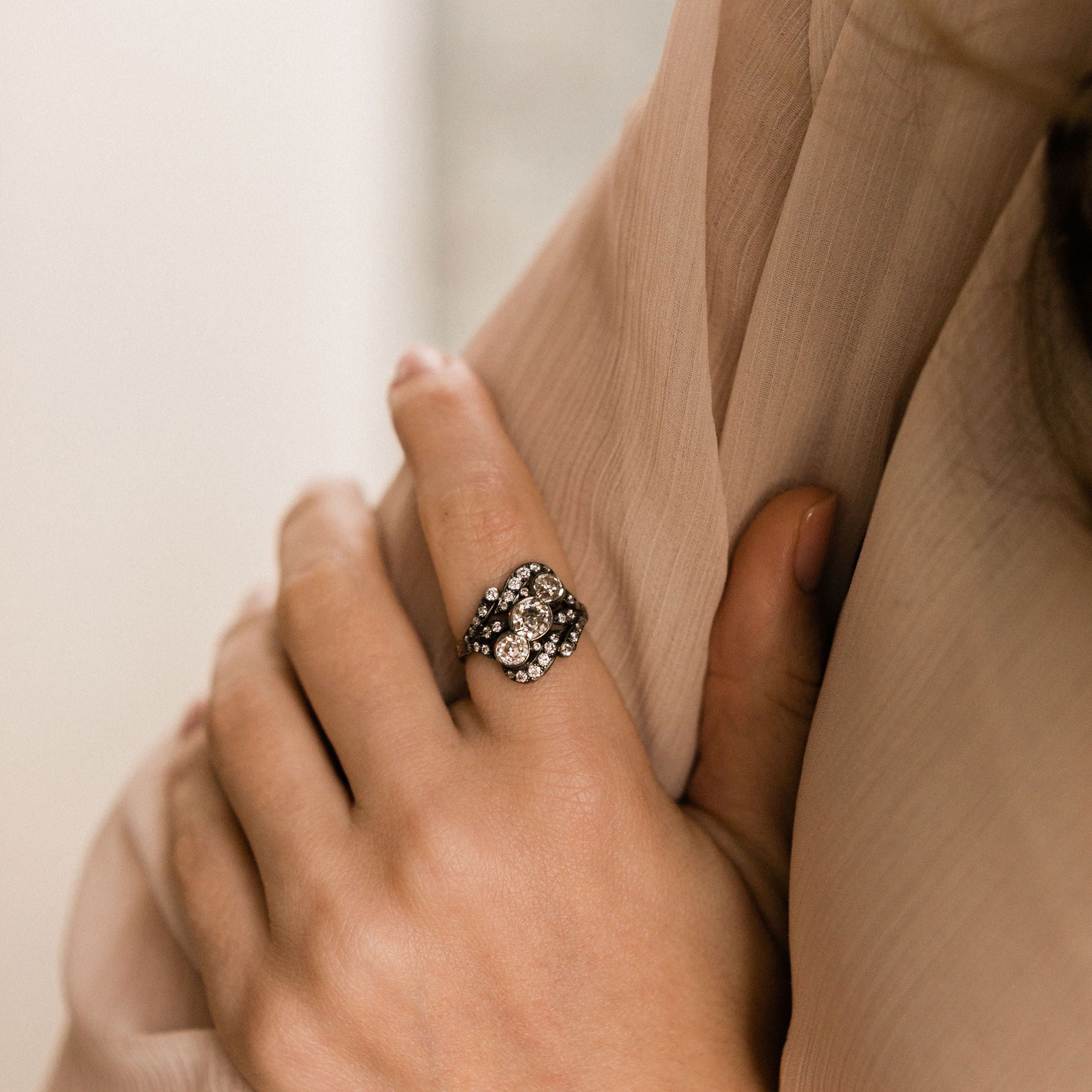 Art Nouveau Cocktail RIng