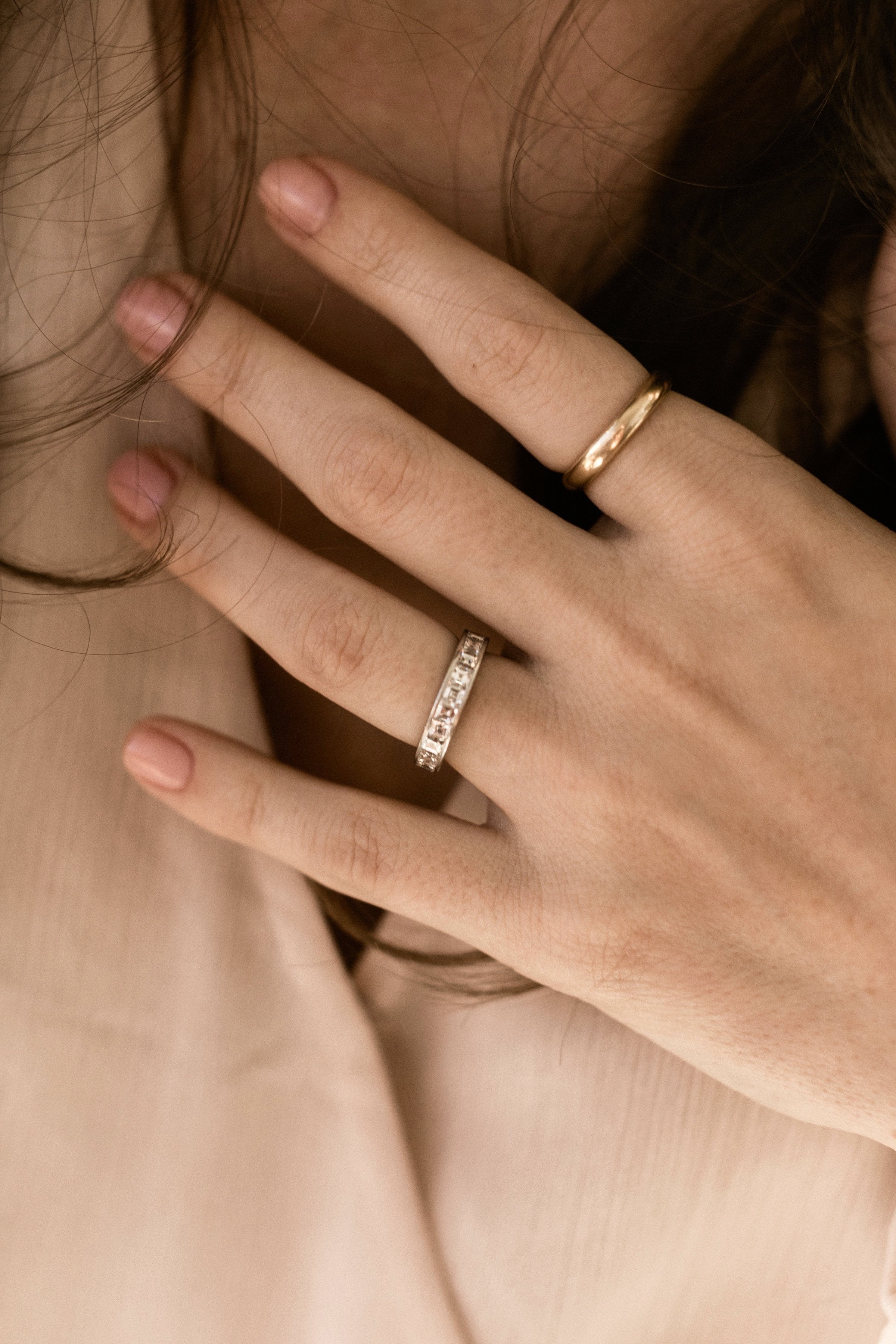 Carré Cut Eternity Band