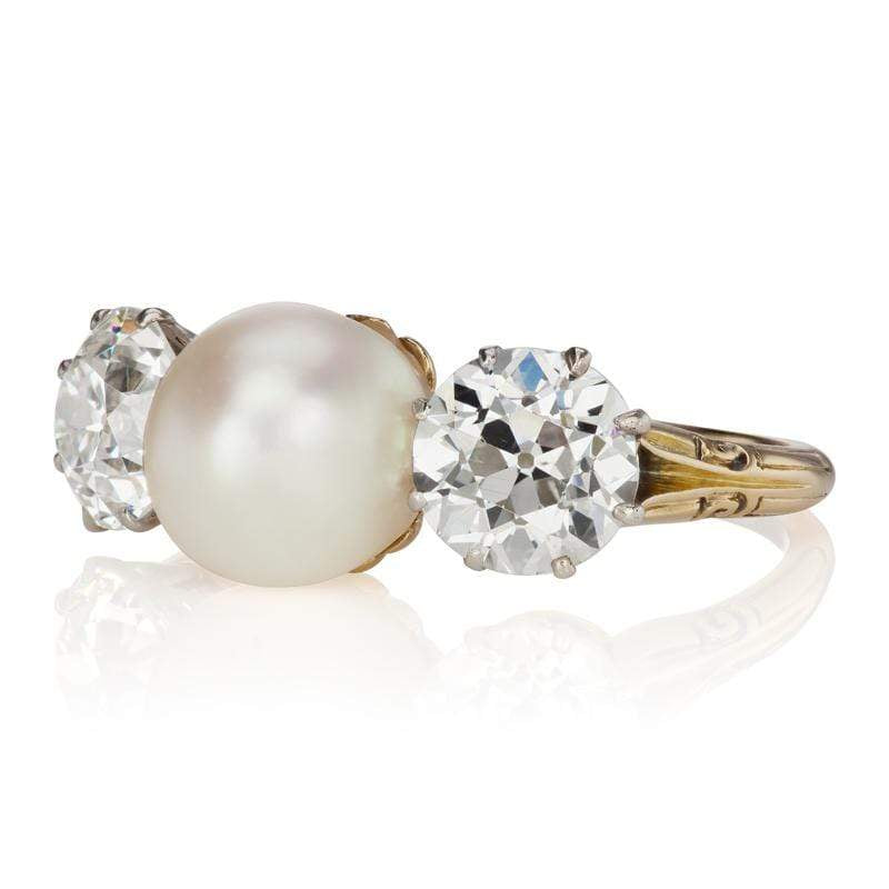 Natural Pearl with gemstone