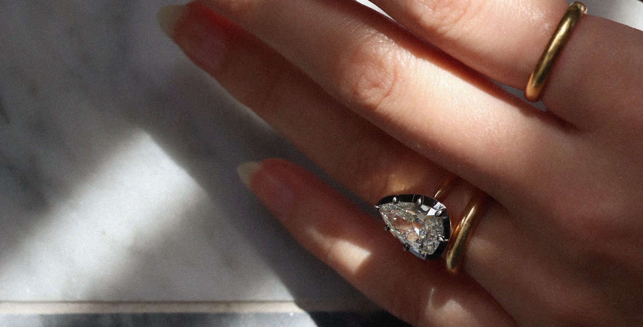 Pear Cut Diamond Engagement Rings & Jewels