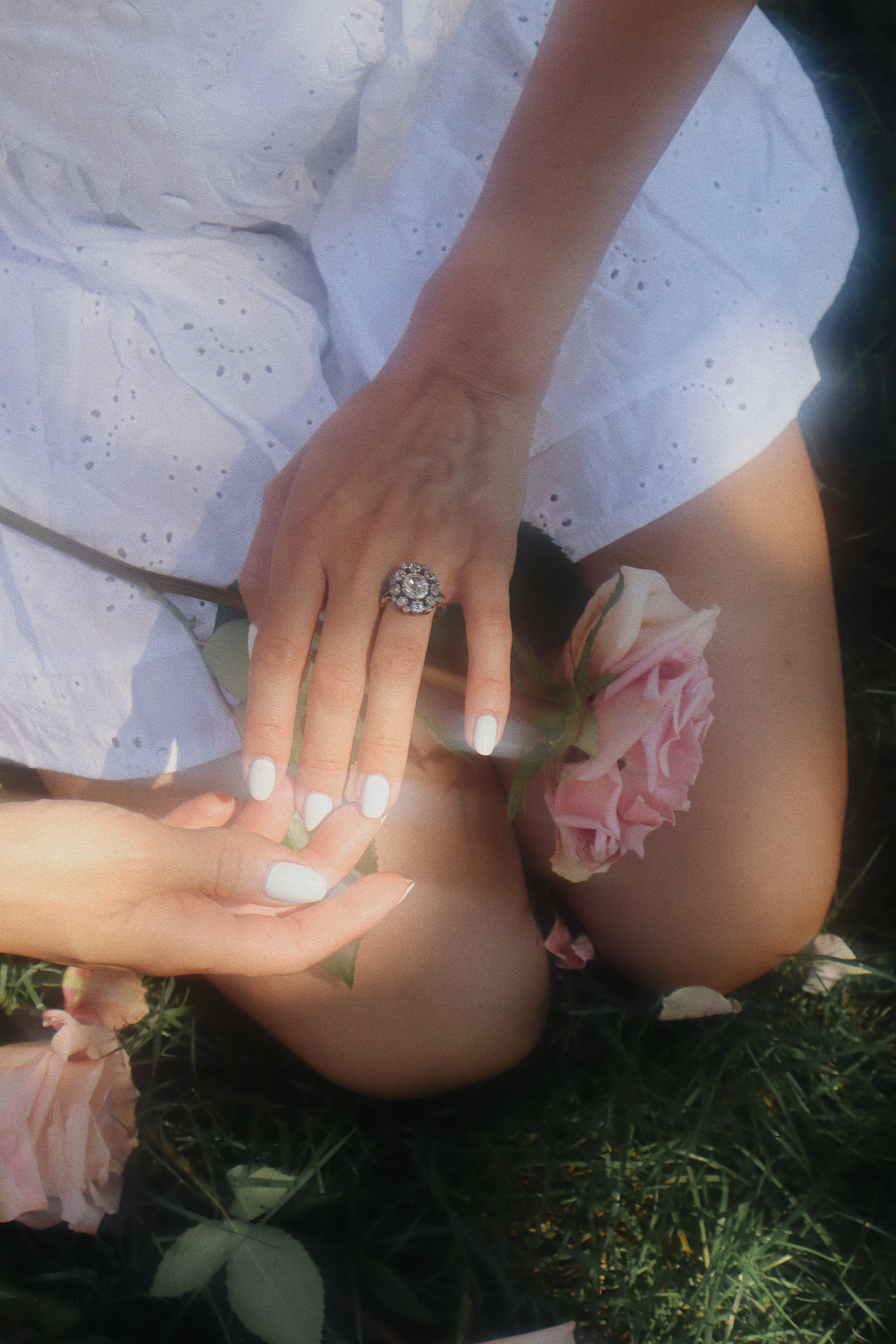 2-3 CaratsHalo diamond Rings for sale 