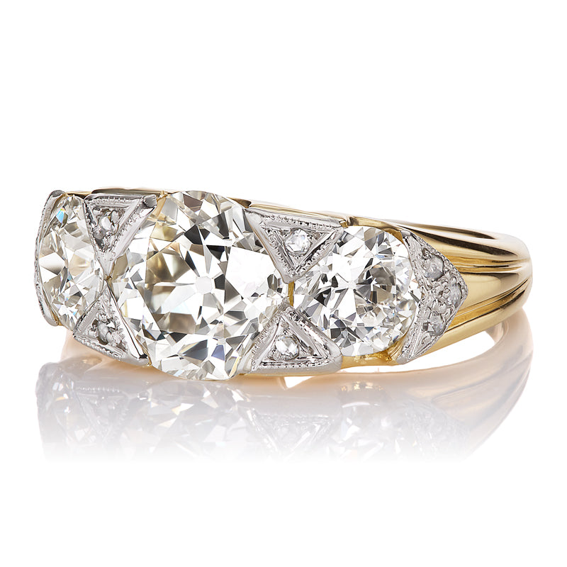2-3 Carats vintage engagement ring