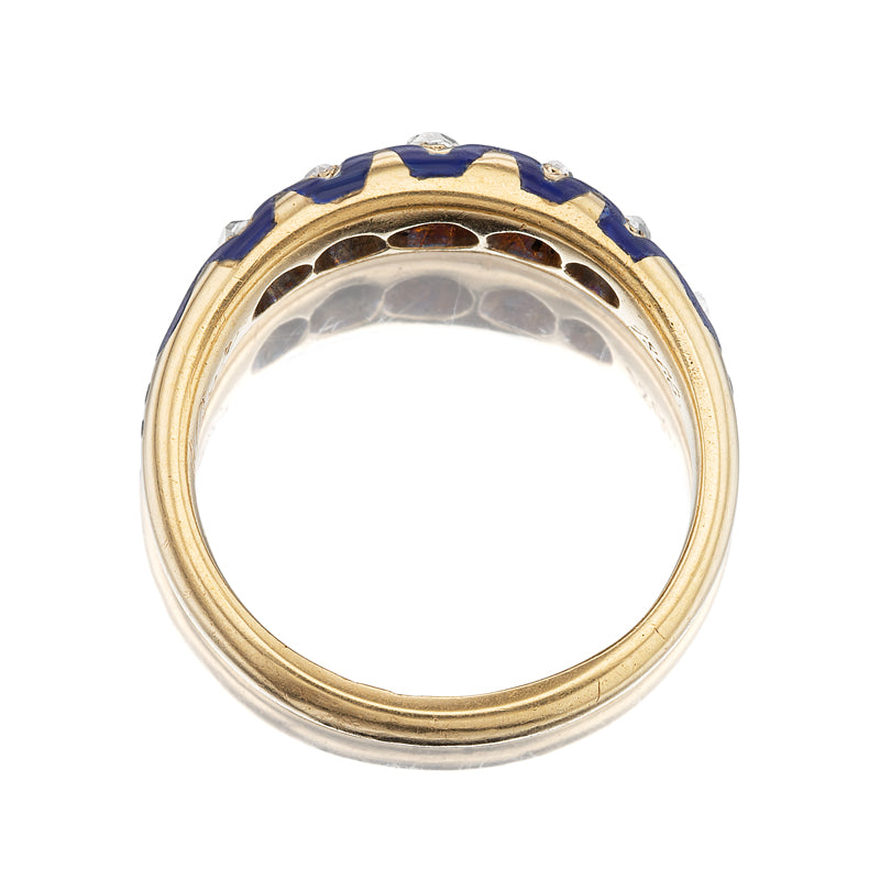 Less than 1  vintage engagement ring