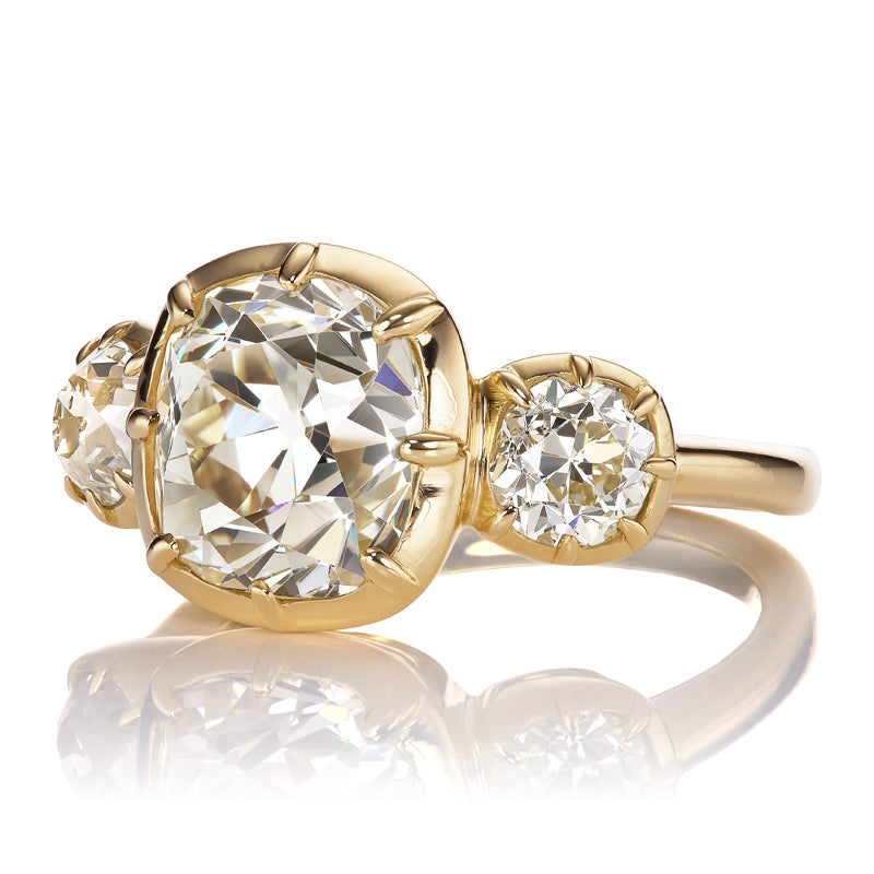 4-5 Carats vintage engagement ring