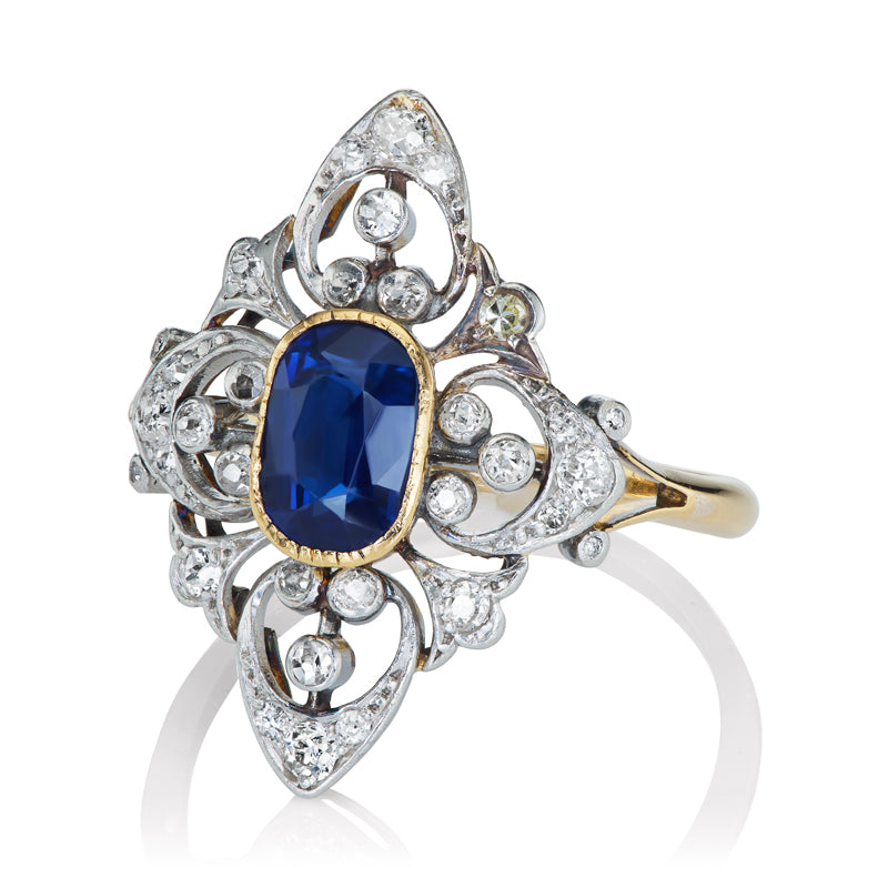 Sapphire Cocktail Ring diamond with gemstone