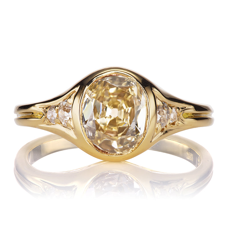 Champagne Colored Antique Style Cushion Cut Diamond in 18kt Gold Bezel Setting&nbsp;