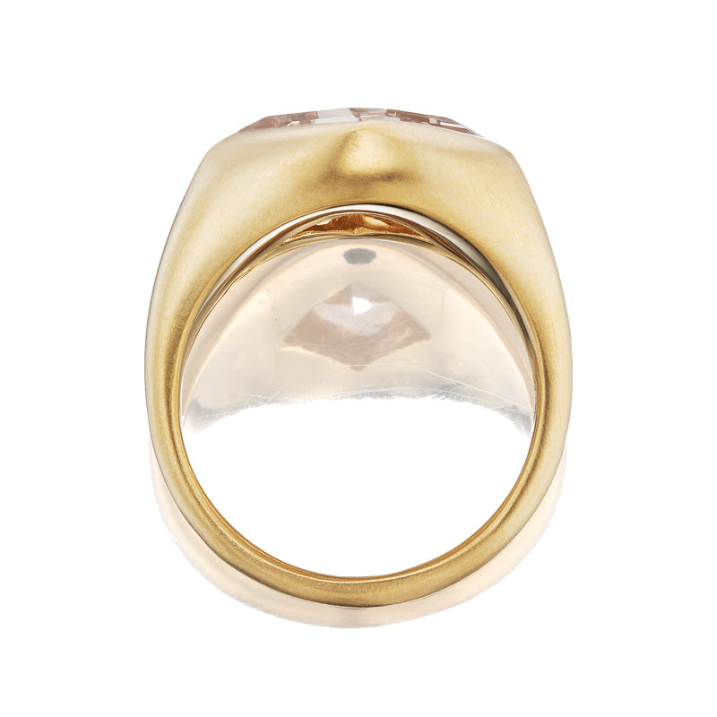 Champagne Lozenge Step Cut Diamond in Chunky Gold Setting – Andria