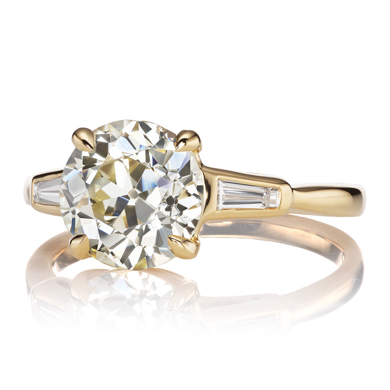 2-3 Carats vintage engagement ring