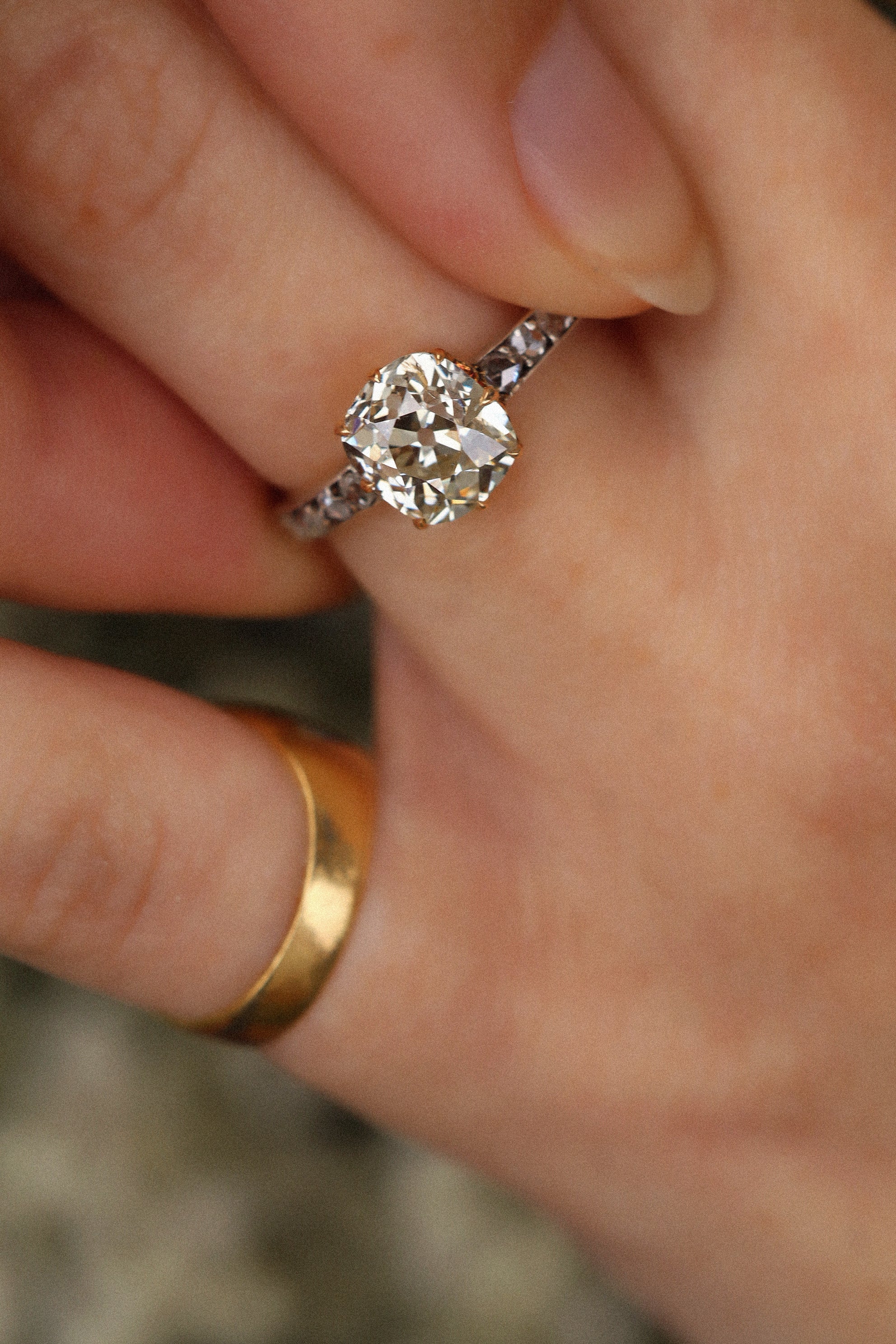 1-2 Caratsdiamond Rings for sale 