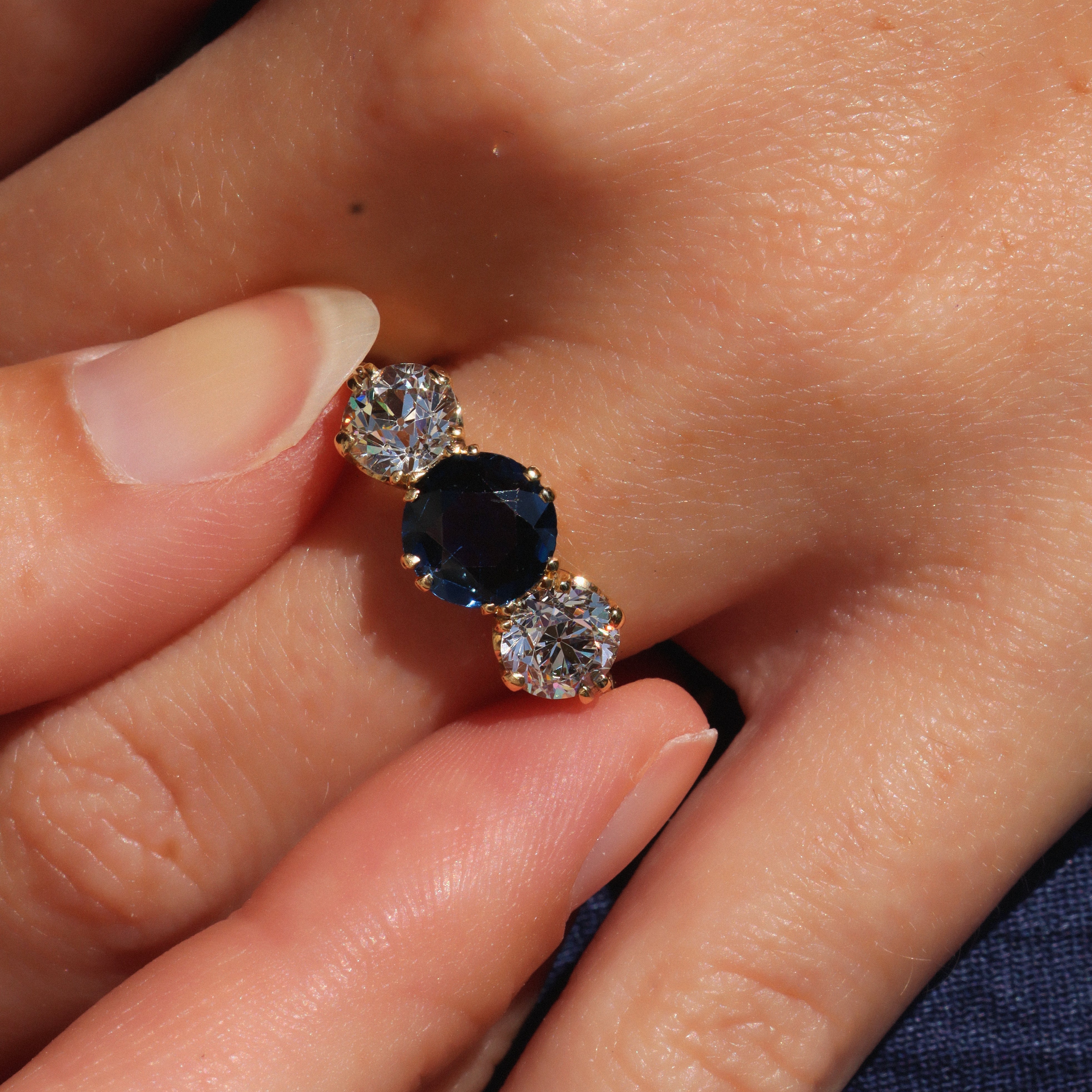 ANTIQUE diamond engagement ring with gemstone
